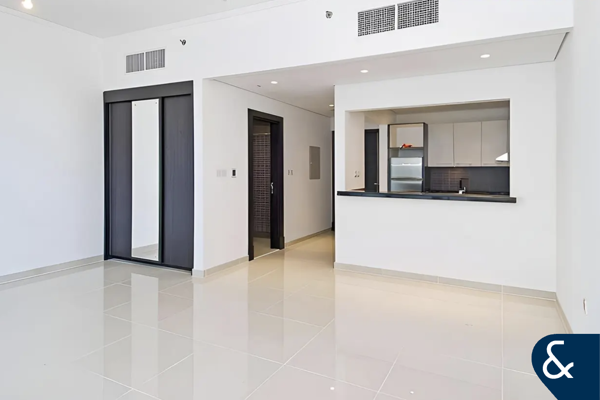 Studio | High Floor | Marina View